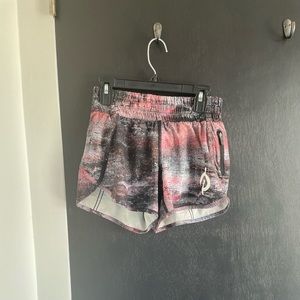 Lululemon Pelaton shorts